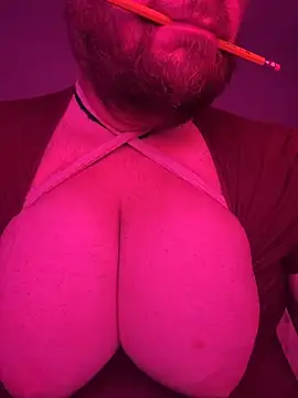 hugemanbreasts online show from July 8, 5:30 am