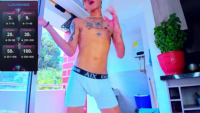 Jhoan Bigcock99 online show from June 27, 8:15 pm