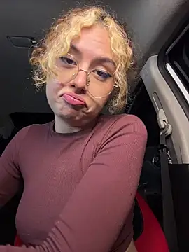 Amber-fire online show from April 17, 3:31 am