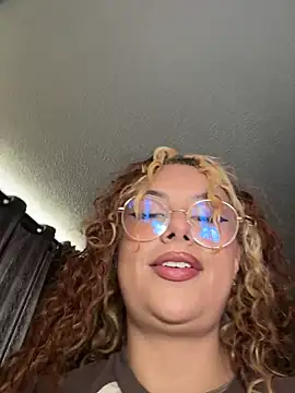 Amber-fire online show from April 23, 4:08 pm
