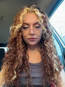 Amber-fire online show from April 3, 7:09 pm