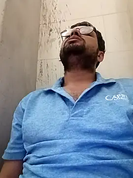 Snapshot of herochoclateboy chatting on April 3, 4:46 pm herochoclateboy online show from April 3, 4:46 pm
