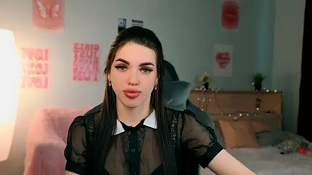 molly rettyy online show from May 14, 4:31 am