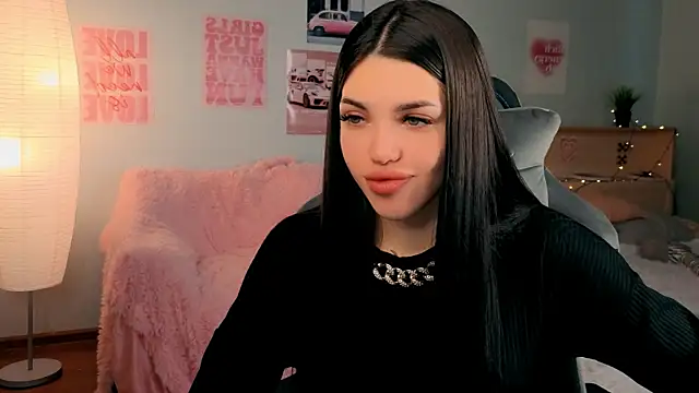 molly rettyy online show from April 19, 4:35 am