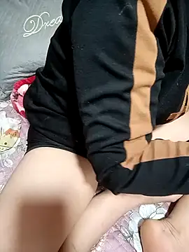   Merry   online show from April 11, 5:15 am