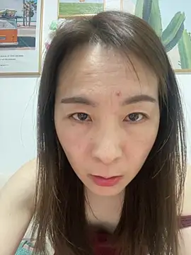 Snapshot of you-520 chatting on March 30, 10:28 am you-520 online show from March 30, 10:28 am