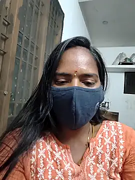 Snapshot of Tamil_Sangeetha chatting on April 3, 1:17 pm Tamil Sangeetha online show from April 3, 1:17 pm