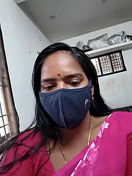 Snapshot of Tamil_Sangeetha chatting on April 6, 1:56 am Tamil Sangeetha online show from April 6, 1:56 am