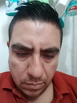 Snapshot of Manuel3910 chatting on May 1, 6:02 pm Manuel3910 online show from May 1, 6:02 pm