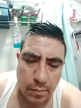 Snapshot of Manuel3910 chatting on June 5, 1:10 am Manuel3910 online show from June 5, 1:10 am