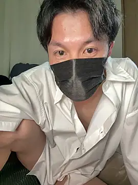 -YumaUemura- online show from May 10, 2:19 pm