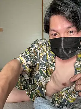-YumaUemura- online show from April 19, 2:18 pm