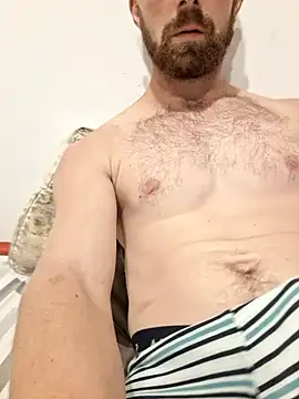 mr undentify online show from March 29, 9:33 am