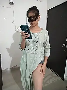 sexy couple liv online show from June 5, 3:33 am