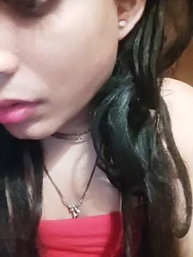 Snapshot of SweetTsAngel chatting on May 15, 8:29 pm SweetTsAngel online show from May 15, 8:29 pm