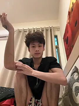 Snapshot of sexyboy-3525 chatting on May 9, 5:00 am sexyboy-3525 online show from May 9, 5:00 am