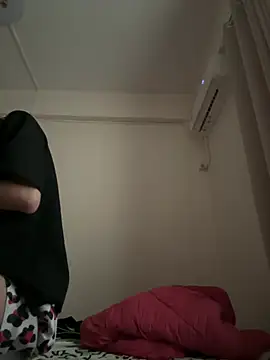 sexyboy-3525 online show from June 3, 6:25 am