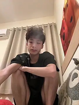 Snapshot of sexyboy-3525 chatting on April 10, 5:58 am sexyboy-3525 online show from April 10, 5:58 am
