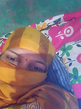 riyaa sexyy online show from April 23, 12:22 pm
