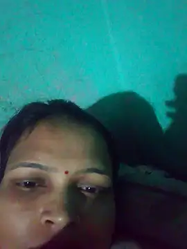 riyaa sexyy online show from April 4, 7:20 pm