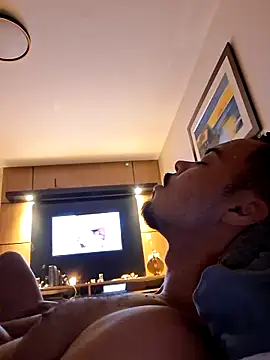 Snapshot of principebaiano chatting on March 31, 7:54 am principebaiano online show from March 31, 7:54 am