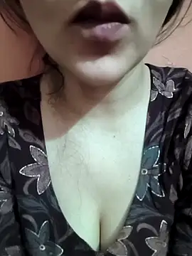 Snapshot of ZOYA_KHAN-123 chatting on March 30, 5:20 am ZOYA KHAN-123 online show from March 30, 5:20 am