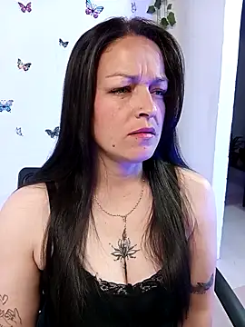 Isa bluee online show from April 3, 12:39 am