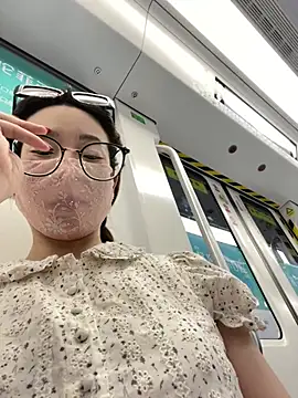meimeibuguai online show from June 1, 10:26 am