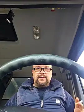 Cristo1982 online show from April 2, 4:52 am