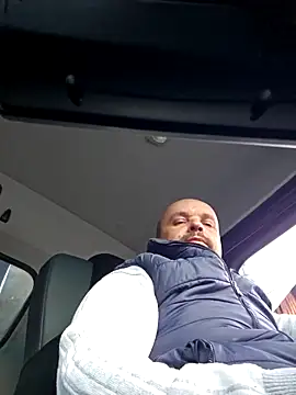 Cristo1982 online show from April 6, 4:30 am