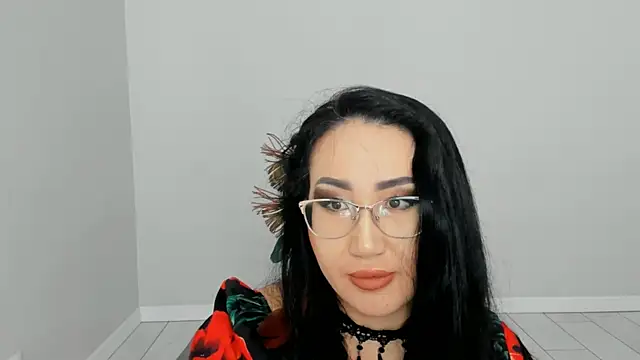 Snapshot of hidden_siren chatting on April 2, 3:46 am hidden siren online show from April 2, 3:46 am