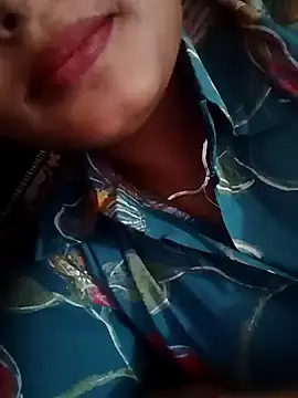 priyahot2001 online show from April 23, 5:14 am