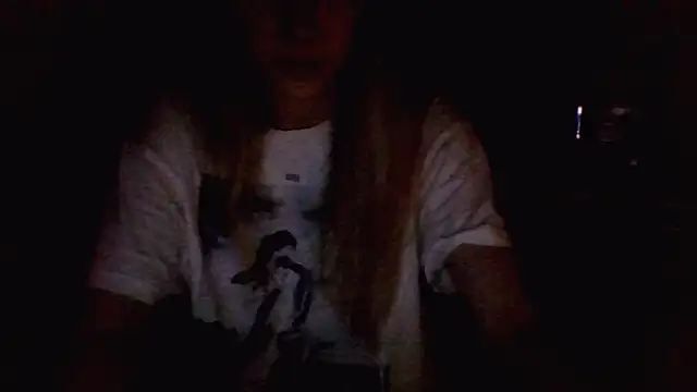 Alisa Swan  online show from April 2, 7:42 pm