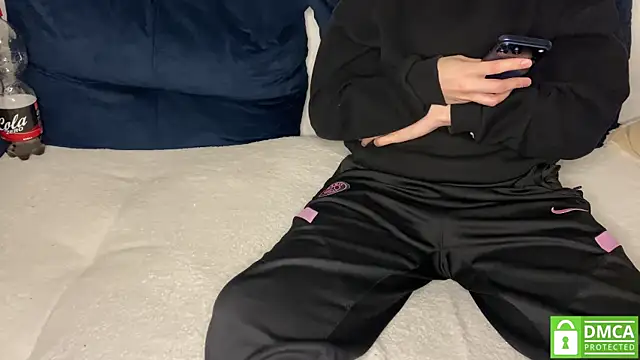 NaughtysecretsDE online show from April 10, 6:15 pm