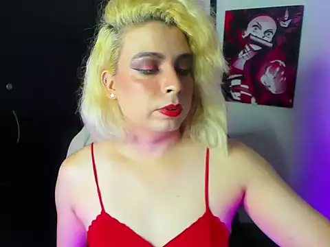 Snapshot of angellfemboy chatting on June 14, 5:58 pm angellfemboy online show from June 14, 5:58 pm