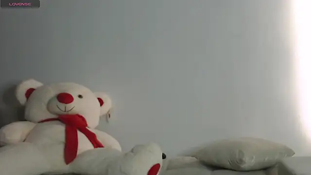 MissDolluxe online show from June 26, 2:39 am