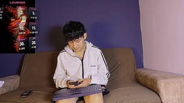 eros fangs online show from April 2, 12:18 am