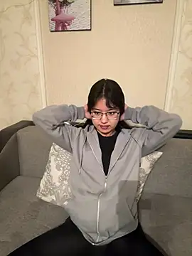 Z Milll online show from April 27, 4:27 pm
