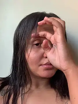 viviboraaaa online show from June 19, 7:20 pm