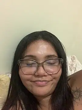 viviboraaaa online show from May 2, 12:49 am