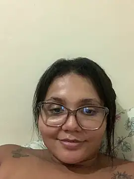viviboraaaa online show from April 13, 3:32 am