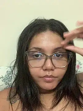 viviboraaaa online show from March 29, 10:00 pm