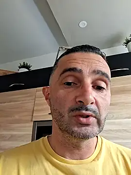 zzrkx online show from July 25, 3:51 pm
