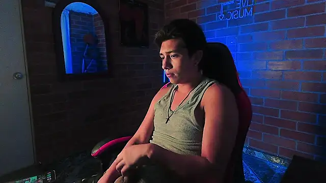 ethann2  online show from April 5, 6:53 am