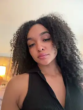 emmawilliamss01 online show from June 9, 5:47 pm