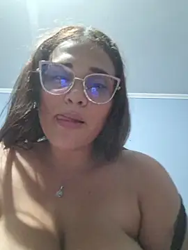latin boobs online show from April 3, 2:51 am