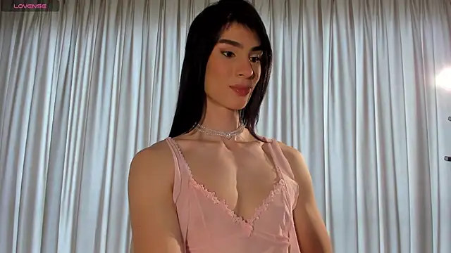einyel  online show from May 1, 8:47 pm