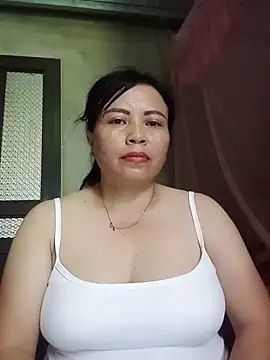Snapshot of -Hami- chatting on May 28, 5:37 am -Hami- online show from May 28, 5:37 am