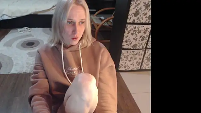 Sweet hot shrmp online show from April 15, 7:58 pm