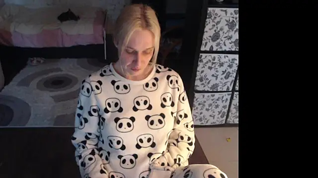 Sweet hot shrmp online show from May 2, 3:23 am